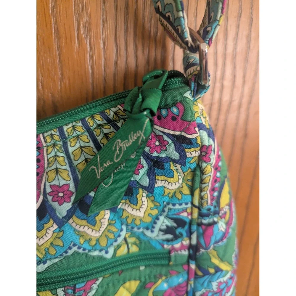 Vera Bradley Retired Emerald Paisley Quilted Cotton Crossbody Bag Green Multi